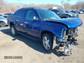 2013 Chevrolet Avalanche LT with VIN 3GNTKFE75DG180195, listed as a IAAI auction lot 41898991 with 119,154 mi miles and . Bid and sale history available at DreamBid. Image 1.