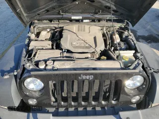 2018 Jeep Wrangler JK Unlimited Sport with VIN 1C4BJWDG9JL834963, listed as a Copart auction lot 83108454 with 22,298 mi miles and Salvage Title. Bid and sale history available at carsss.com. Image 13.