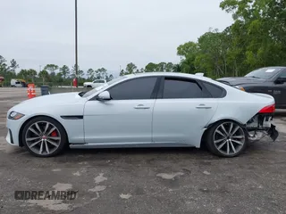 2018 Jaguar XF with VIN SAJBG4FV9JCY55697, listed as a IAAI auction lot 41406469 with 55,572 mi miles and . Bid and sale history available at DreamBid. Image 15.
