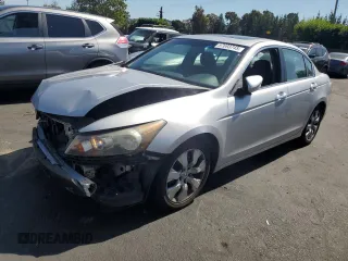 2010 Honda Accord EX z VIN 1HGCP2F71AA124851, wystawiony jako Copart lot #57693745 z przebiegiem 90 119 mil mil oraz Szkoda całkowita • Salvage title. Historia ofert i sprzedaży dostępna na DreamBid. Obrazek 1.