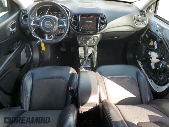 2018 Jeep Compass Latitude with VIN 3C4NJCBB9JT318383, listed as a Copart auction lot 53422815 with 98,482 mi miles and Salvage Title. Bid and sale history available at carsss.com. Image 8.
