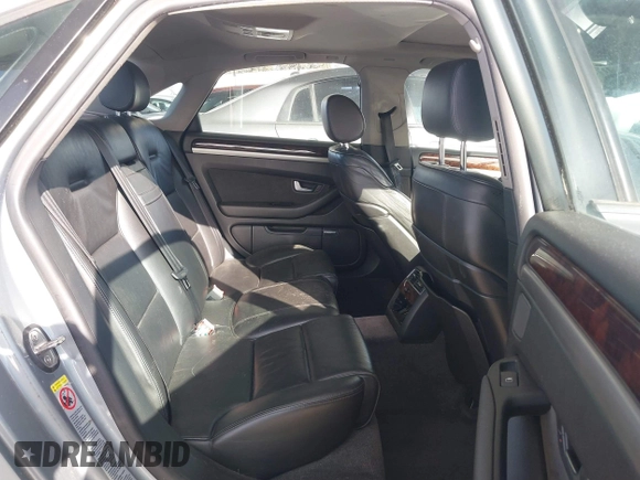 2006 Audi A8 4.2L z VIN WAULL44E16N024172, wystawiony jako IAAI lot #41773511 z przebiegiem 136 917 mil mil oraz . Historia ofert i sprzedaży dostępna na DreamBid. Obrazek 8.