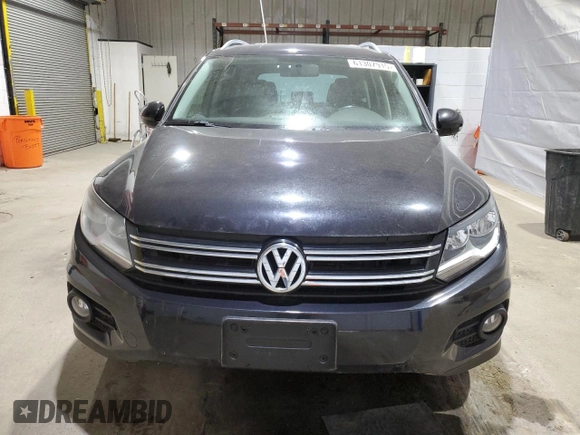 2012 Volkswagen Tiguan SE with VIN WVGBV7AX2CW525234, listed as a Copart auction lot 61307915 with 123,938 mi miles and Clean title. Bid and sale history available at DreamBid. Image 5.