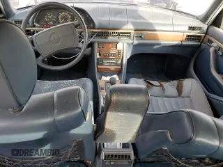 1988 Mercedes-Benz 420 420SEL with VIN WDBCA35D7JA372078, listed as a Copart auction lot 86018264 with 237,699 mi miles and Clean Title. Bid and sale history available at carsss.com. Image 8.