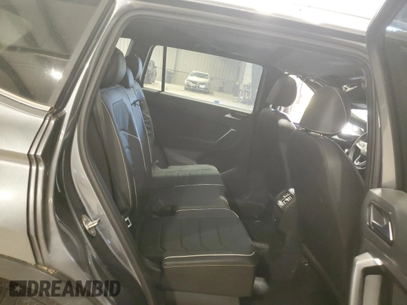 2023 Volkswagen Tiguan SEL R-Line with VIN 3VV4B7AX3PM072402, listed as a Copart auction lot 56656515 with 13,686 mi miles and Salvage title. Bid and sale history available at DreamBid. Image 10.