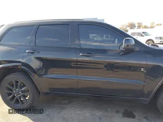 2018 Jeep Grand Cherokee Altitude with VIN 1C4RJEAG2JC430688, listed as a IAAI auction lot 41851808 with 82,959 mi miles. Bid and sale history available at carsss.com. Image 14.