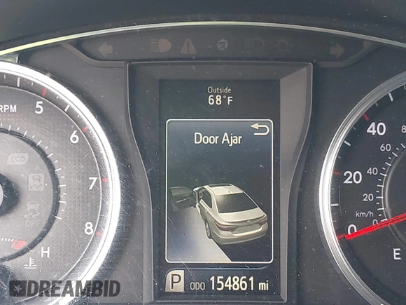 2015 Toyota Camry XLE with VIN 4T1BF1FK6FU086644, listed as a IAAI auction lot 42034189 with 154,861 mi miles and . Bid and sale history available at DreamBid. Image 15.