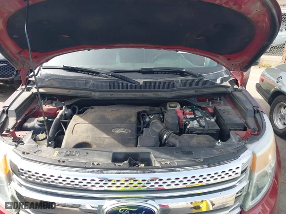2013 Ford Explorer Limited with VIN 1FM5K8F89DGA59861, listed as a IAAI auction lot 41847886 with 201,243 mi miles. Bid and sale history available at carsss.com. Image 10.
