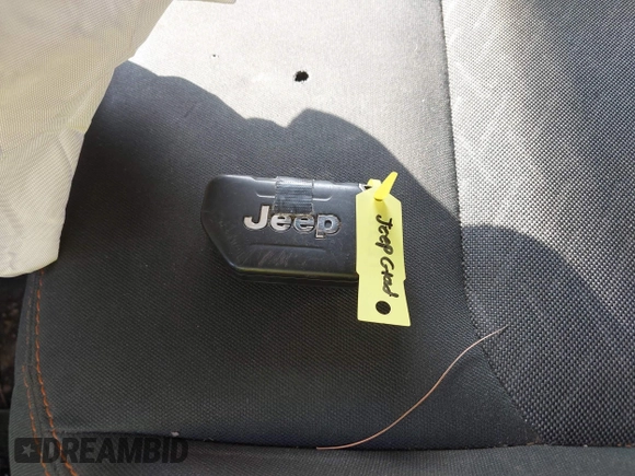 2021 Jeep Gladiator Mojave z VIN 1C6JJTEG9ML605638, wystawiony jako IAAI lot #40302253 z przebiegiem 32 019 mil mil oraz . Historia ofert i sprzedaży dostępna na DreamBid. Obrazek 11.
