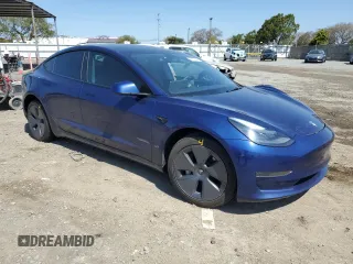 2023 Tesla Model 3 z VIN 5YJ3E1EA2PF462187, wystawiony jako Copart lot #50172395 z przebiegiem 70 225 mil mil oraz Szkoda całkowita • Salvage title. Historia ofert i sprzedaży dostępna na DreamBid. Obrazek 4.