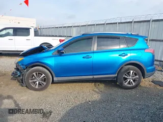 2018 Toyota RAV4 XLE with VIN JTMWFREV3JJ725847, listed as a IAAI auction lot 42110555 with 84,503 mi miles and . Bid and sale history available at DreamBid. Image 15.