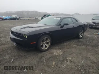 2015 Dodge Challenger SXT with VIN 2C3CDZAG7FH711138, listed as a Copart auction lot 50992215 with 163,990 mi miles and Clean Title. Bid and sale history available at carsss.com. Image 1.