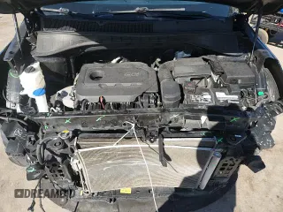 2020 Kia Sorento LX z VIN 5XYPG4A31LG674053, wystawiony jako Copart lot #84384185 z przebiegiem 101 541 mil mil oraz Szkoda całkowita • Salvage title. Historia ofert i sprzedaży dostępna na DreamBid. Obrazek 13.