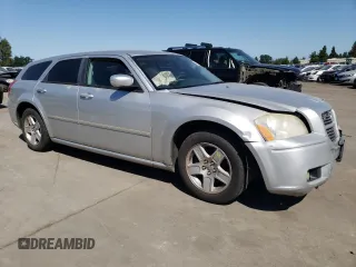 2007 Dodge Magnum with VIN 2D4FV47V47H816433, listed as a Copart auction lot 62767934 with 191,015 mi miles and Salvage Title. Bid and sale history available at carsss.com. Image 4.