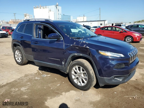 2016 Jeep Cherokee Latitude with VIN 1C4PJMCS8GW270911, listed as a Copart auction lot 72955424 with 145,502 mi miles and Salvage Title. Bid and sale history available at carsss.com. Image 4.
