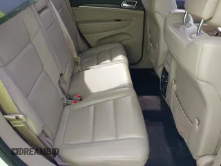 2018 Jeep Grand Cherokee Limited с VIN 1C4RJFBG4JC138853, выставлен на аукционе IAAI как лот 42496470 с пробегом 104 451 миль миль и . История ставок и продаж доступна на DreamBid. Изображение 8.