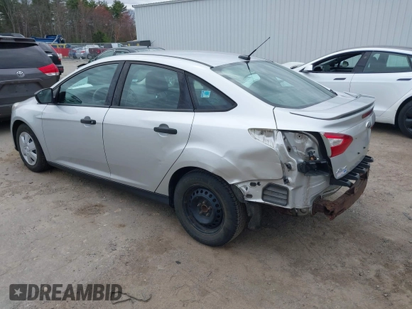 2013 Ford Focus S with VIN 1FADP3E24DL198181, listed as a IAAI auction lot 42052414 with 162,432 mi miles. Bid and sale history available at carsss.com. Image 3.