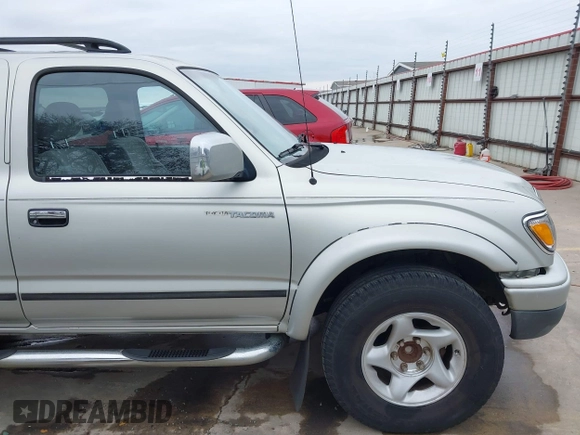 2002 Toyota Tacoma PreRunner with VIN 5TEGN92N42Z888865, listed as a IAAI auction lot 41674113 with 229,651 mi miles and . Bid and sale history available at DreamBid. Image 18.