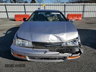 1997 Honda Accord LX with VIN 1HGCD723XVA033754, listed as a Copart auction lot 85194774 with 77,269 mi miles and Salvage Title. Bid and sale history available at carsss.com. Image 5.
