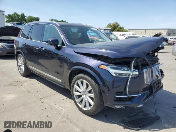 2016 Volvo XC90 T6 Inscription with VIN YV4A22PL8G1081339, listed as a Copart auction lot 53119365 with 61,628 mi miles and Salvage Title. Bid and sale history available at carsss.com. Image 4.