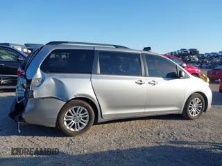 2015 Toyota Sienna XLE with VIN 5TDYK3DC9FS610925, listed as a IAAI auction lot 42022267 with 153,997 mi miles. Bid and sale history available at carsss.com. Image 13.