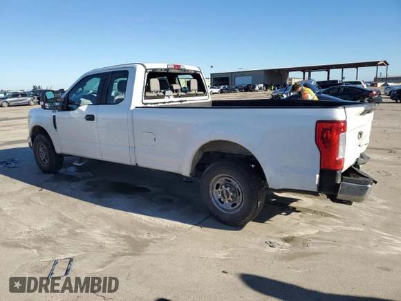2019 Ford F-250 XL with VIN 1FT7X2A66KEC61504, listed as a Copart auction lot 85848744 with 126,112 mi miles and Salvage title. Bid and sale history available at DreamBid. Image 2.