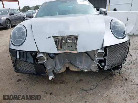 2024 Porsche 911 Carrera with VIN WP0AA2A95RS207849, listed as a IAAI auction lot 41670822 with 6,255 mi miles. Bid and sale history available at carsss.com. Image 6.