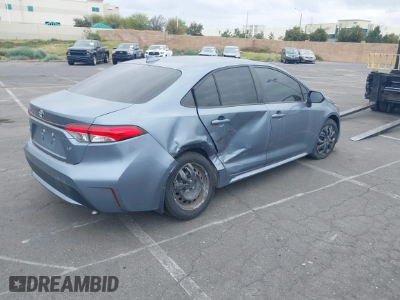 2021 Toyota Corolla LE with VIN JTDEPMAE1MJ118836, listed as a IAAI auction lot 41261340 with 1 mi miles. Bid and sale history available at carsss.com. Image 4.