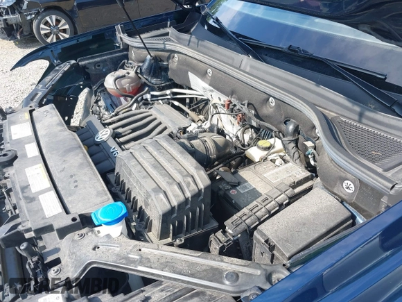 2022 Volkswagen Atlas SE z VIN 1V2HE2CA7NC211835, wystawiony jako IAAI lot #42722660 z przebiegiem 56 112 mil mil oraz . Historia ofert i sprzedaży dostępna na DreamBid. Obrazek 10.