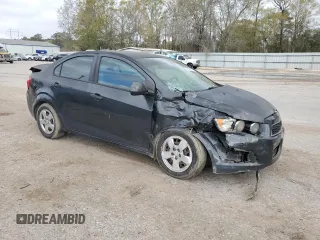 2016 Chevrolet Sonic LS z VIN 1G1JA5SH5G4106781, wystawiony jako Copart lot #49690075 z przebiegiem 132 673 mil mil oraz Szkoda całkowita • Salvage title. Historia ofert i sprzedaży dostępna na DreamBid. Obrazek 4.