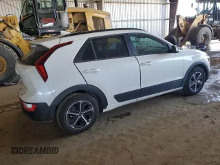 2023 Kia Niro EX with VIN KNDCR3LEXP5046699, listed as a Copart auction lot 49425355 with 26,074 mi miles and Salvage Title. Bid and sale history available at carsss.com. Image 3.