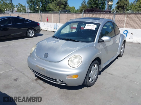 2001 Volkswagen Beetle GLS with VIN 3VWCD21C11M412672, listed as a IAAI auction lot 42336934 with 145,667 mi miles and . Bid and sale history available at DreamBid. Image 6.