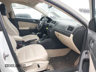 2014 Volkswagen Jetta SE with VIN 3VWD07AJ8EM296808, listed as a IAAI auction lot 41894682 with 193,898 mi miles and . Bid and sale history available at DreamBid. Image 5.