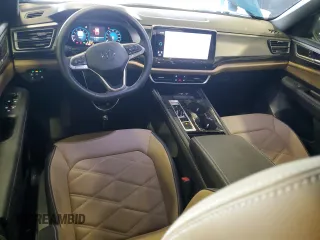 2024 Volkswagen Atlas SE с VIN 1V2KE2CA0RC213258, выставлен на аукционе Copart как лот 61197295 с пробегом 14 930 миль миль и Списание • Salvage title. История ставок и продаж доступна на DreamBid. Изображение 8.