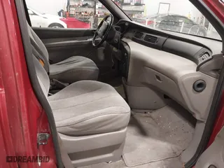 1998 Ford Windstar Wagon LX with VIN 2FMZA5142WBC83393, listed as a IAAI auction lot 41246821 with 203,338 mi miles. Bid and sale history available at carsss.com. Image 5.