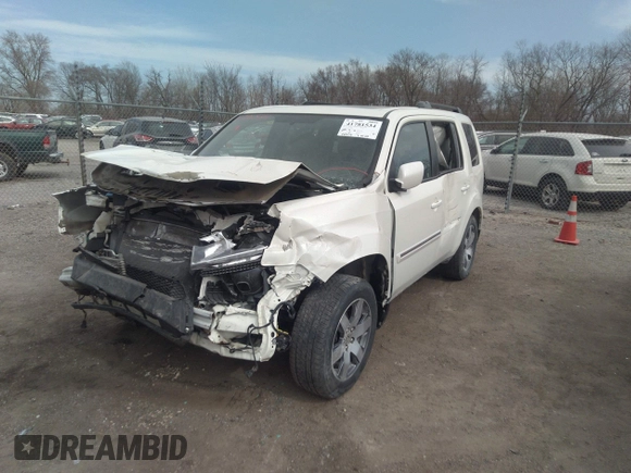 2015 Honda Pilot Touring with VIN 5FNYF4H9XFB047607, listed as a IAAI auction lot 41781534 with 157,252 mi miles. Bid and sale history available at carsss.com. Image 17.
