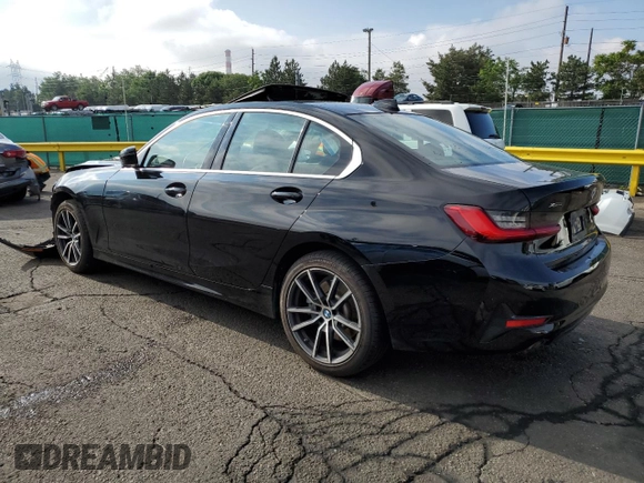 2020 BMW 3 Series 330i xDrive with VIN 3MW5R7J07L8B35275, listed as a Copart auction lot 59894105 with 28,310 mi miles and Salvage title. Bid and sale history available at DreamBid. Image 2.