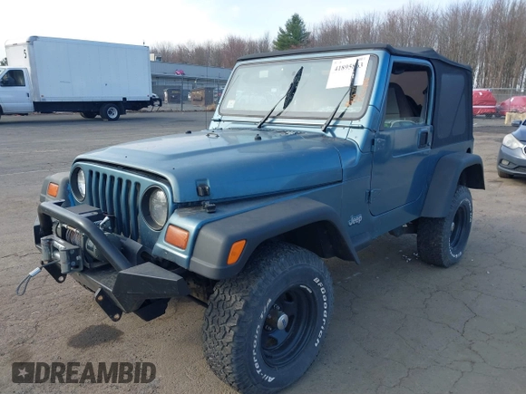 1997 Jeep Wrangler SE with VIN 1J4FY29P0VP522005, listed as a IAAI auction lot 41895863 with 196,614 mi miles. Bid and sale history available at carsss.com. Image 2.