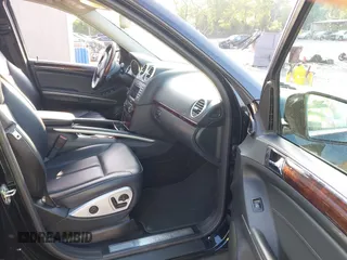 2011 Mercedes-Benz GL-Class GL 450 with VIN 4JGBF7BE9BA706482, listed as a IAAI auction lot 42183670 with 259,450 mi miles. Bid and sale history available at carsss.com. Image 5.