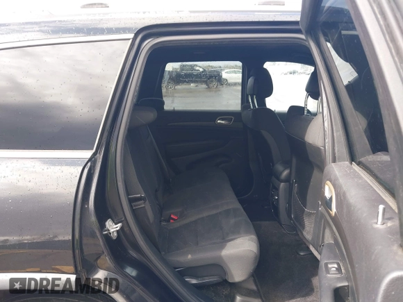 2015 Jeep Grand Cherokee Altitude with VIN 1C4RJEAGXFC856684, listed as a IAAI auction lot 41670546 with 182,588 mi miles. Bid and sale history available at carsss.com. Image 8.