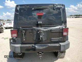 2018 Jeep Wrangler JK Unlimited Sahara with VIN 1C4BJWEG8JL858721, listed as a Copart auction lot 71556954 with 0 mi miles and Salvage Title. Bid and sale history available at carsss.com. Image 6.
