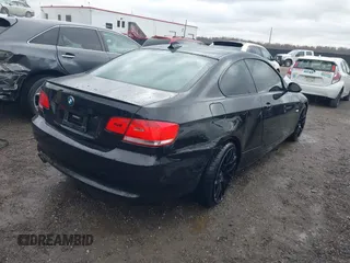 2009 BMW 3 Series 328i xDrive with VIN WBAWV535X9P080957, listed as a IAAI auction lot 40878730 with 94,892 mi miles and . Bid and sale history available at carsss.com. Image 4.