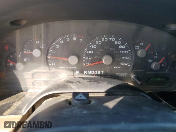 2003 Ford Explorer XLS z VIN 1FMZU62KX3ZB42588, wystawiony jako Copart lot #47582575 z przebiegiem 246 841 mil mil oraz Szkoda całkowita • Salvage title. Historia ofert i sprzedaży dostępna na DreamBid. Obrazek 9.