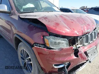 2017 Jeep Grand Cherokee Limited with VIN 1C4RJEBG3HC920436, listed as a IAAI auction lot 41724002 with 77,716 mi miles. Bid and sale history available at carsss.com. Image 17.