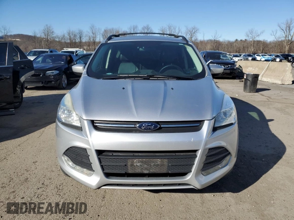 2016 Ford Escape SE with VIN 1FMCU9GXXGUA58172, listed as a Copart auction lot 48311045 with 151,090 mi miles and Clean Title. Bid and sale history available at carsss.com. Image 5.