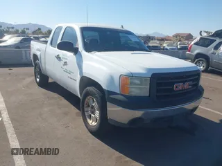 2008 GMC Sierra 1500 SLE1 z VIN 1GTEK19C18Z291974, wystawiony jako IAAI lot #41367964 z przebiegiem 210 852 mil mil oraz . Historia ofert i sprzedaży dostępna na DreamBid. Obrazek 1.