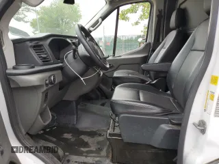 2023 Ford Transit Cargo с VIN 1FTBR1C87PKA31959, выставлен на аукционе Copart как лот 51645315 с пробегом 39 150 миль миль и На запчасти • Non repairable. История ставок и продаж доступна на DreamBid. Изображение 7.