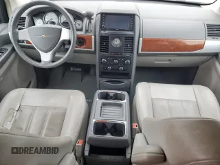2008 Chrysler Town & Country Touring with VIN 2A8HR54P78R139436, listed as a Copart auction lot 52924775 with 319,250 mi miles and Salvage Title. Bid and sale history available at DreamBid. Image 8.