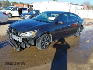 2019 Nissan Altima 2.5 SV with VIN 1N4BL4DV1KC128901, listed as a IAAI auction lot 41667874 with 174,350 mi miles. Bid and sale history available at carsss.com. Image 17.