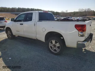 2007 Toyota Tundra SR5 with VIN 5TFRU54137X005013, listed as a Copart auction lot 48638355 with 284,916 mi miles and Clean Title. Bid and sale history available at carsss.com. Image 2.